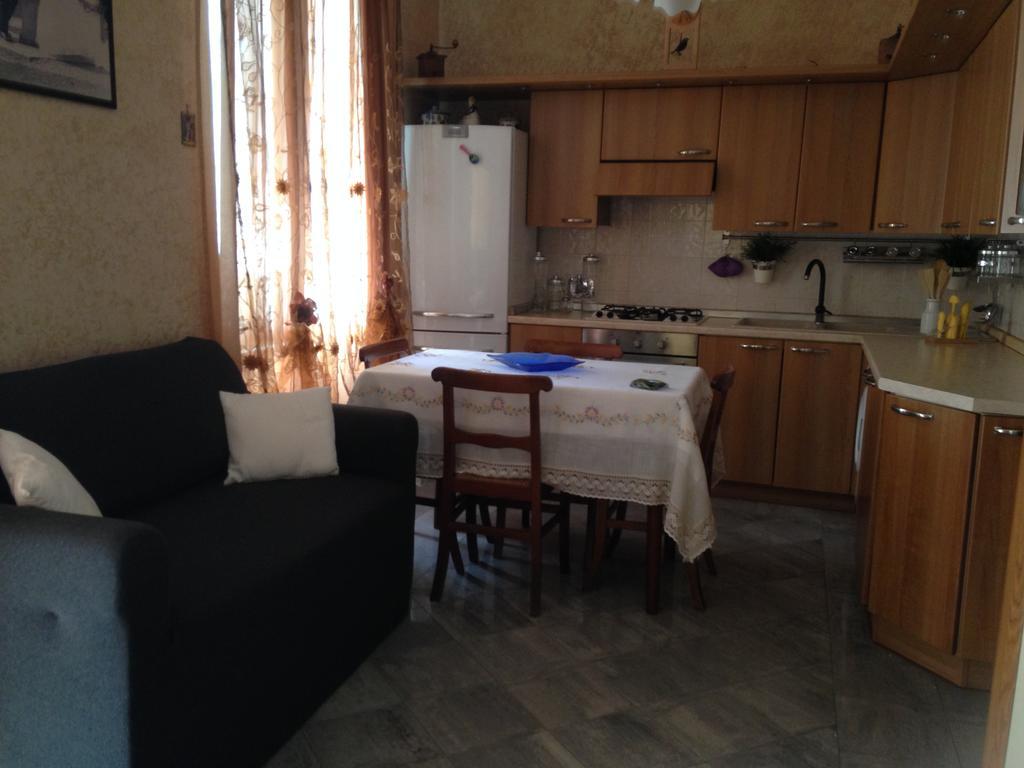 Casa Vacanza "Marina San Giuseppe" Apartment Ventimiglia Luaran gambar