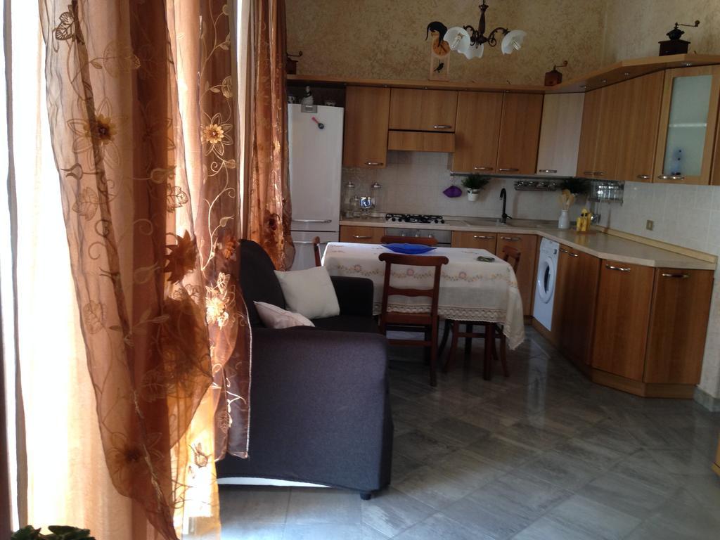 Casa Vacanza "Marina San Giuseppe" Apartment Ventimiglia Luaran gambar